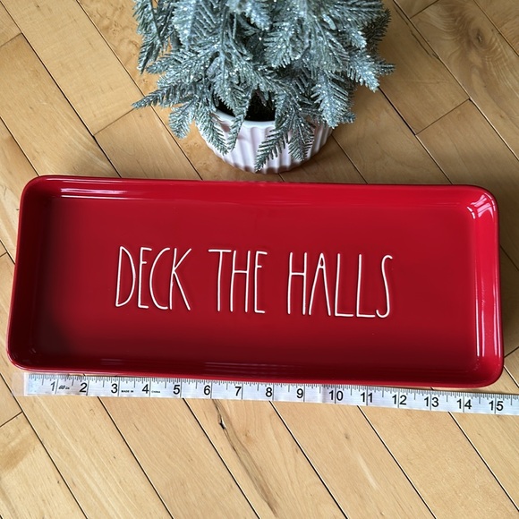 🌲DECK THE HALLS Platter by Rae Dunn - Picture 2 of 3